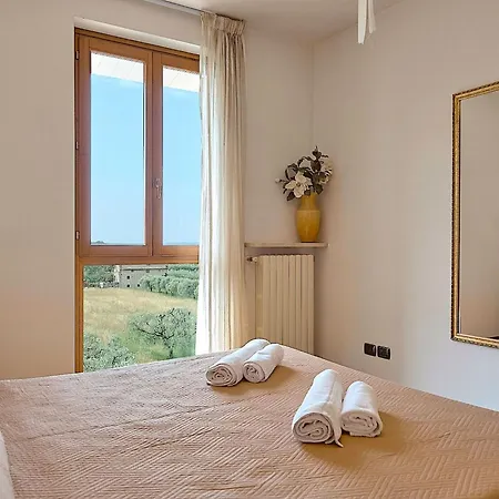 La Terrazza Sul - Mit Terrasse Mit Seeblick By Interhome Apartment