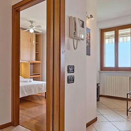 La Terrazza Sul - Mit Terrasse Mit Seeblick By Interhome * Bardolino