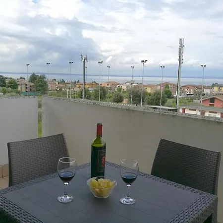 Apartment La Terrazza Sul - Mit Terrasse Mit Seeblick By Interhome