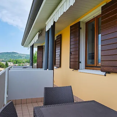 La Terrazza Sul - Mit Terrasse Mit Seeblick By Interhome Bardolino