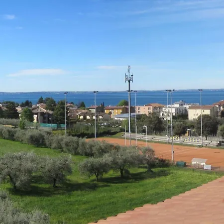 La Terrazza Sul - Mit Terrasse Mit Seeblick By Interhome *
