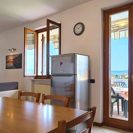 La Terrazza Sul - Mit Terrasse Mit Seeblick By Interhome *