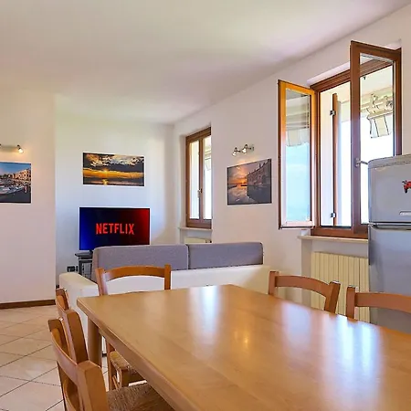 Appartement La Terrazza Sul - Mit Terrasse Mit Seeblick By Interhome *