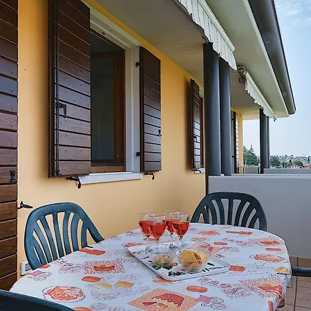 شقة La Terrazza Sul - Mit Terrasse Mit Seeblick By Interhome *