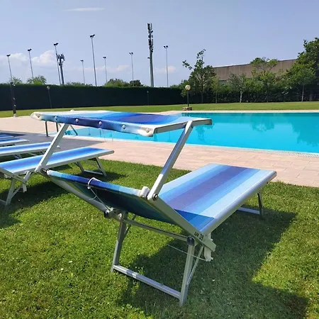 شقة La Terrazza Sul - Mit Terrasse Mit Seeblick By Interhome *
