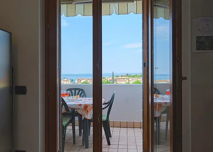 Appartement La Terrazza Sul - Mit Terrasse Mit Seeblick By Interhome