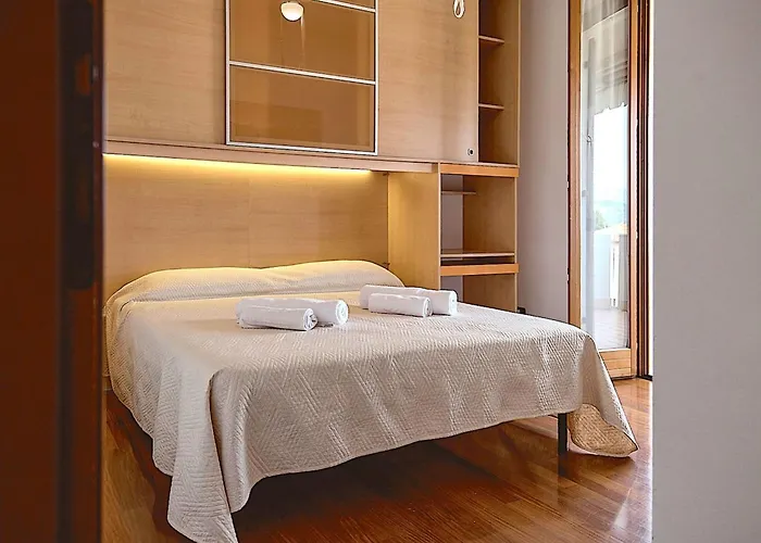 Appartement La Terrazza Sul - Mit Terrasse Mit Seeblick By Interhome *