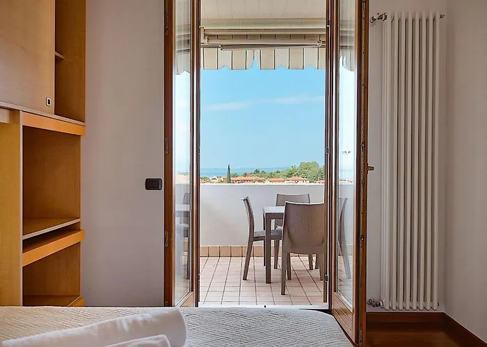 La Terrazza Sul - Mit Terrasse Mit Seeblick By Interhome * Bardolino