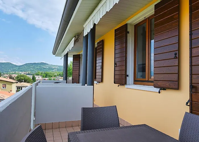 La Terrazza Sul - Mit Terrasse Mit Seeblick By Interhome Бардолино